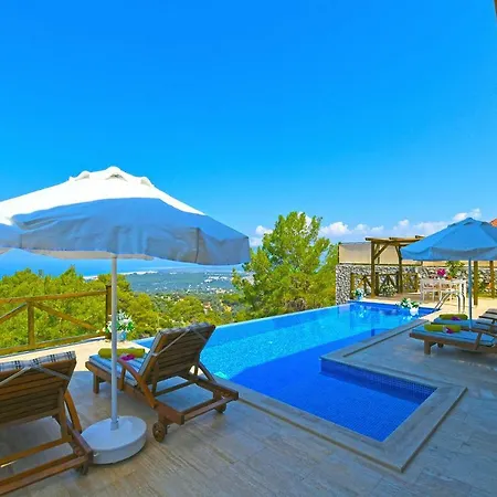 Villa Sleeps 4 Pool Air Con Wifi Gelemiş